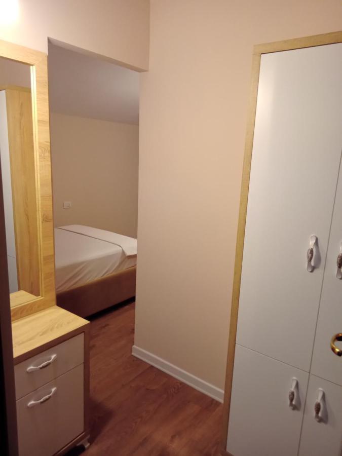 Drini Hotel Rrashbull Buitenkant foto
