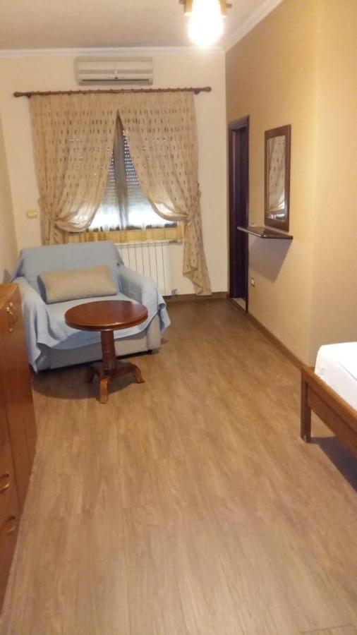 Drini Hotel Rrashbull Buitenkant foto