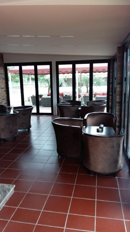 Drini Hotel Rrashbull Buitenkant foto