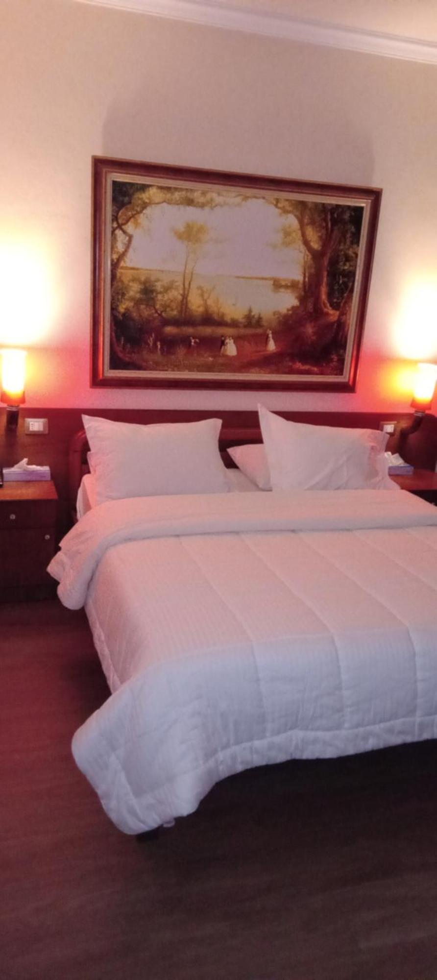 Drini Hotel Rrashbull Buitenkant foto