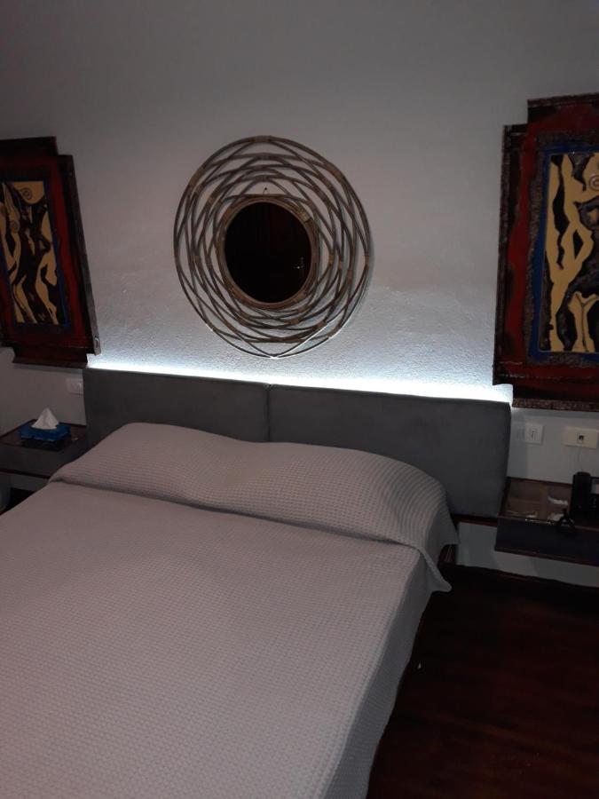 Drini Hotel Rrashbull Buitenkant foto